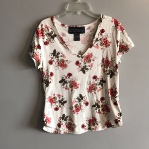 Polly&esther v neck floral t shirt